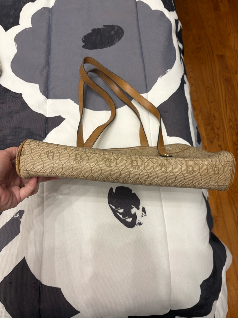 🌟RARE🌟VTG Christian Dior Honeycomb Shoulder BagTan Canvas Leather Marc Bohan Era - Picture 6 of 16